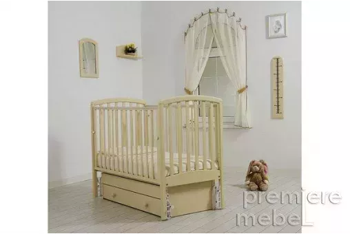 Детская кроватка с маятником Дашенька
