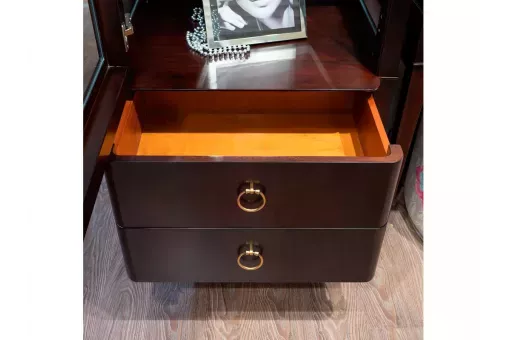 Витрина Modena  /  913