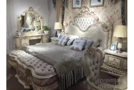 Кровать 1,8 м + банкетка