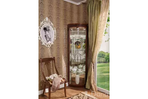 Угловая витрина №928  /  812