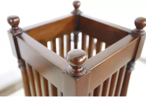 BUS 01 Подставка под зонты