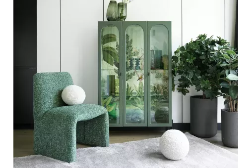 Витрина 3-х дверная Banksy