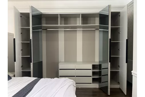 Шкаф Стелла 6-дверный белый