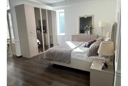 Спальня Фелисия 4-дверная бежевый