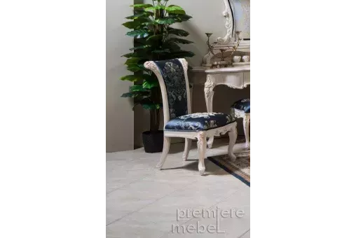 Стул к туалетному столу