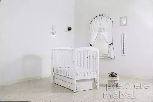 Детская кроватка с маятником Чу-ча