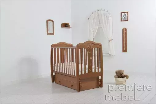 Детская кроватка с маятником Мишель