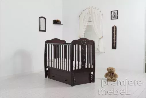 Детская кроватка с маятником Мишель