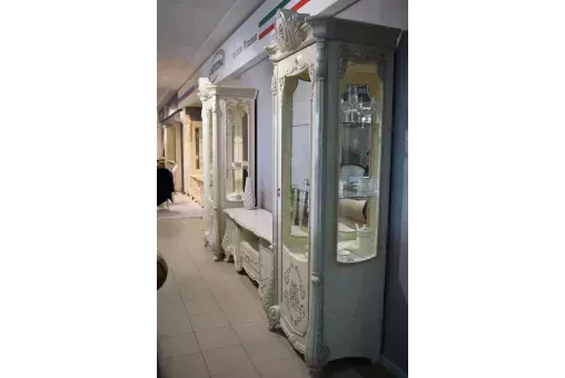 Гостиная Марселла крем корень глянец