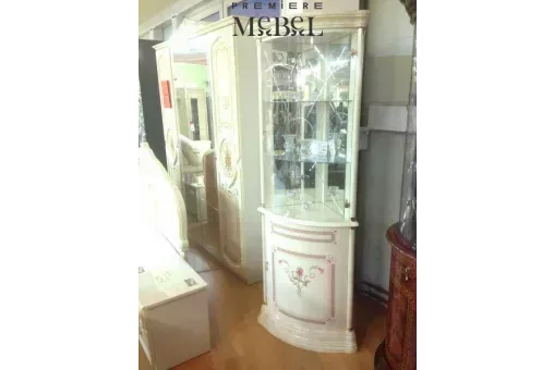 Витрина угловая Роза